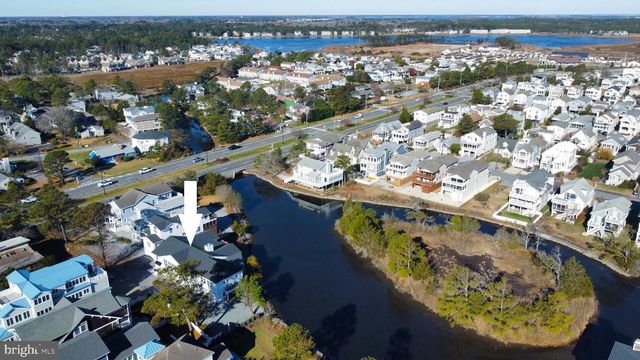 2 CONNOR LN, Bethany Beach, DE 19930