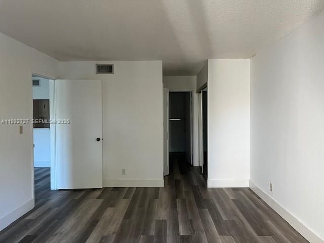 120 Lakeview Dr 205, Weston, FL 33326