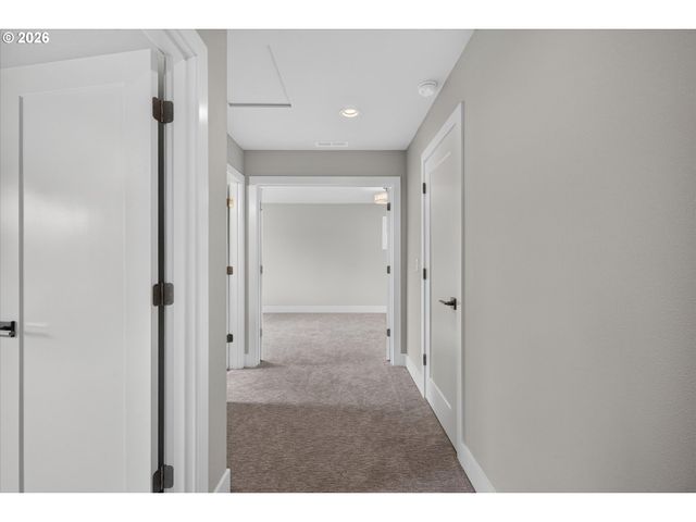 10711 Se 13TH Cir, Vancouver, WA 98664