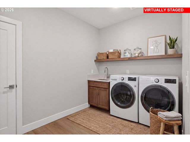 10711 Se 13TH Cir, Vancouver, WA 98664