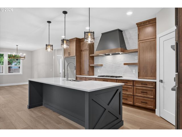 10711 Se 13TH Cir, Vancouver, WA 98664