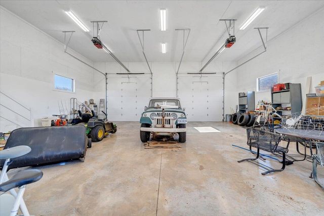 373 Richardson DR, Roanoke, VA 24019