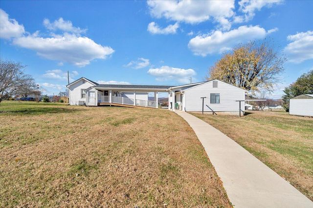 373 Richardson DR, Roanoke, VA 24019