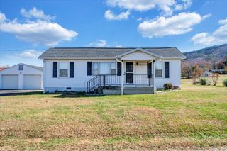 373 Richardson DR, Roanoke, VA 24019