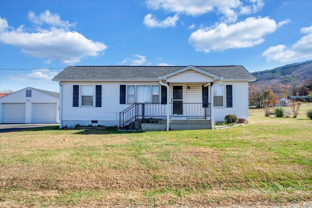 373 Richardson DR, Roanoke, VA 24019