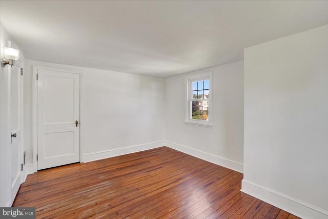 1527 MAIN ST, New Park, PA 17352