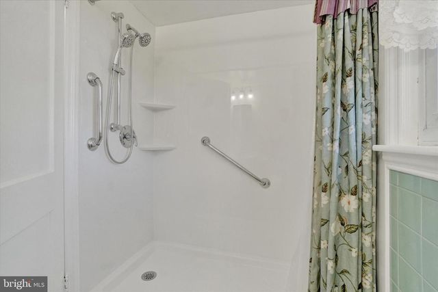 1527 MAIN ST, New Park, PA 17352