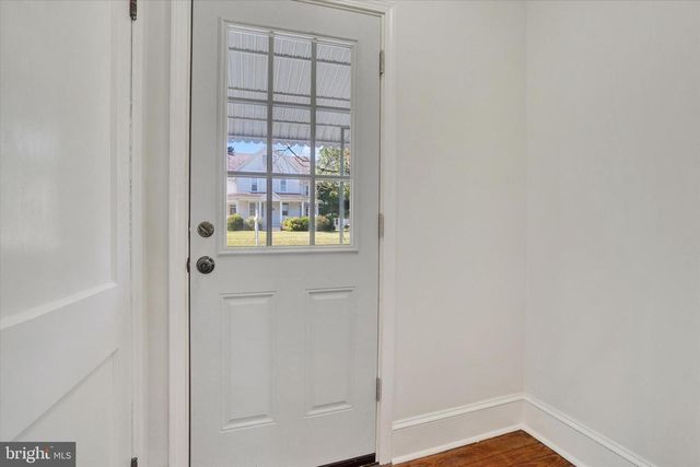 1527 MAIN ST, New Park, PA 17352