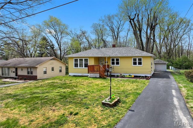 912 Dina Avenue, Collinsville, IL 62234