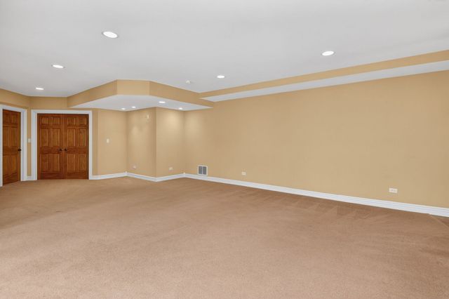 715 Marston Avenue, Glen Ellyn, IL 60137