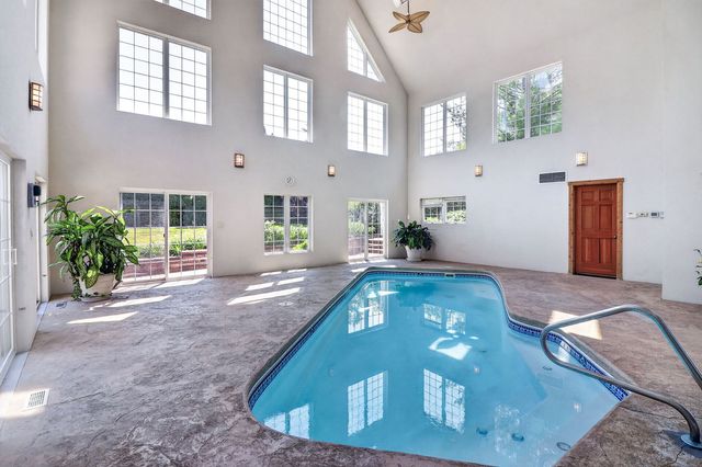 715 Marston Avenue, Glen Ellyn, IL 60137