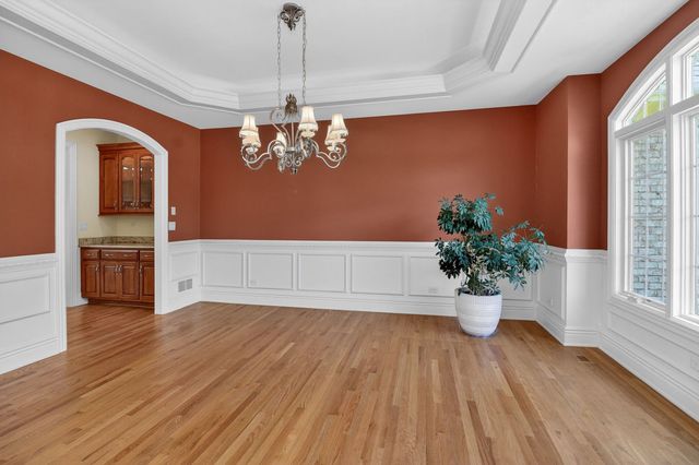 715 Marston Avenue, Glen Ellyn, IL 60137