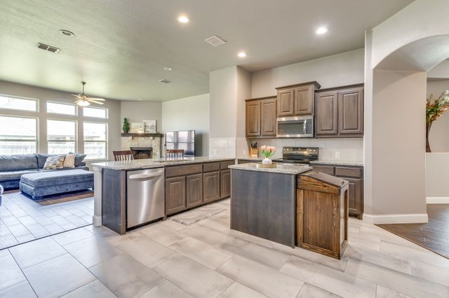 1140 Indigo Lane, Burleson, TX 76058