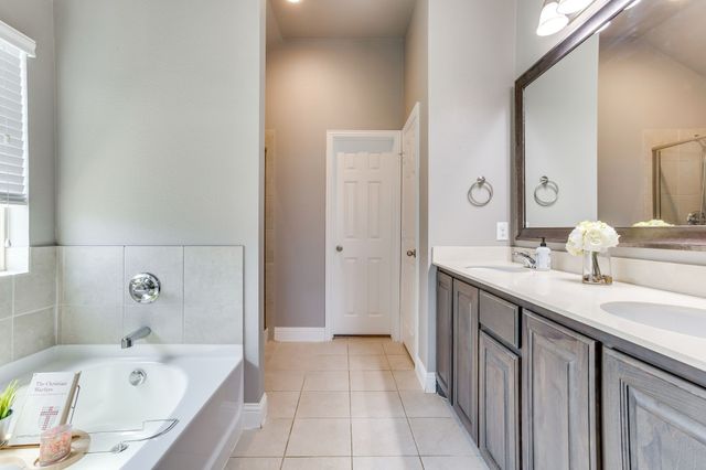 1140 Indigo Lane, Burleson, TX 76058