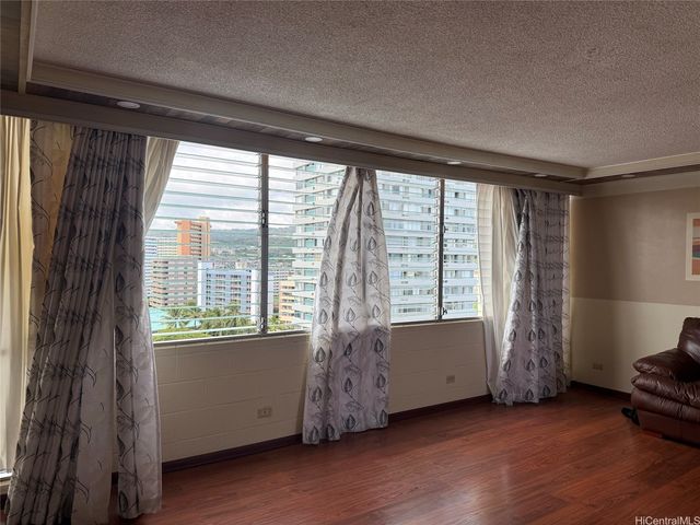 2889 Ala Ilima Street 10A, Honolulu, HI 96818