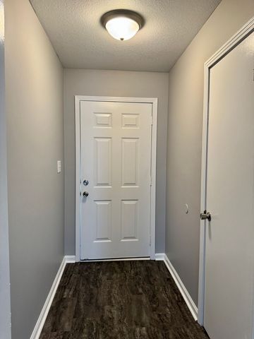 206 Millstone Cir, Clarksville, TN 37042