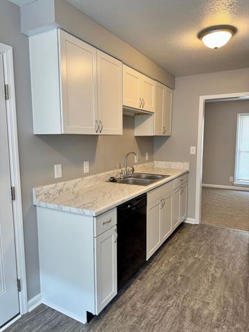 206 Millstone Cir, Clarksville, TN 37042