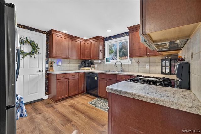 224 Pleasant Avenue, Hamburg, NY 14075