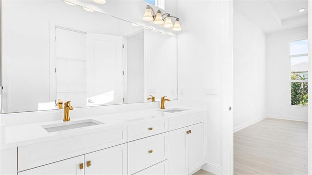 4954 Rivo Alto Circle, Westlake, FL 33470