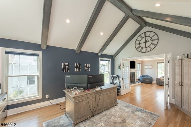 9 Alexandria Dr, East Hanover Twp., NJ 07936