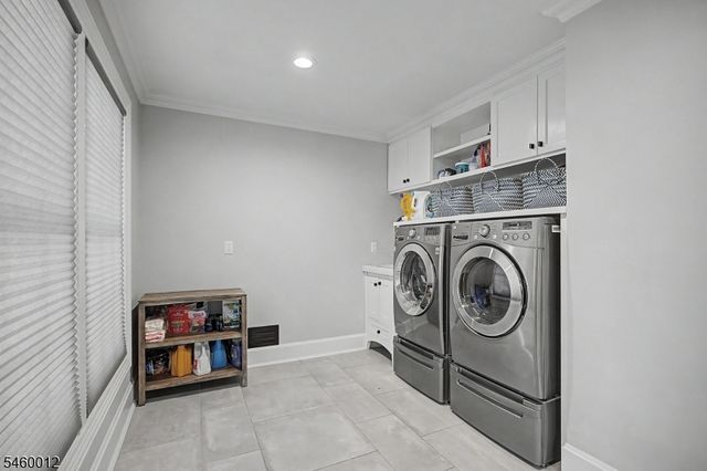 9 Alexandria Dr, East Hanover Twp., NJ 07936