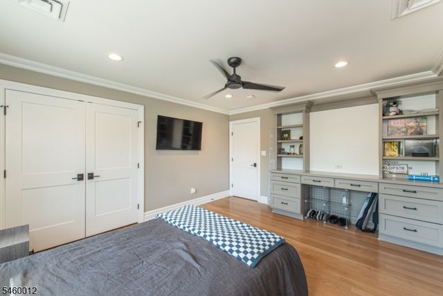9 Alexandria Dr, East Hanover Twp., NJ 07936