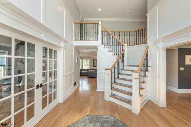9 Alexandria Dr, East Hanover Twp., NJ 07936
