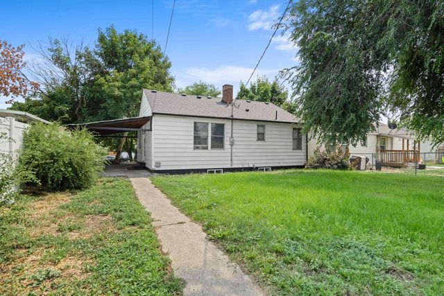 4811 N Oak St, Spokane, WA 99205
