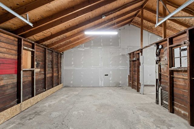 4811 N Oak St, Spokane, WA 99205