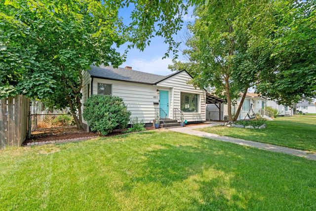 4811 N Oak St, Spokane, WA 99205