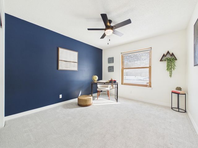 6942 E Newbury Cir, Wichita, KS 67226