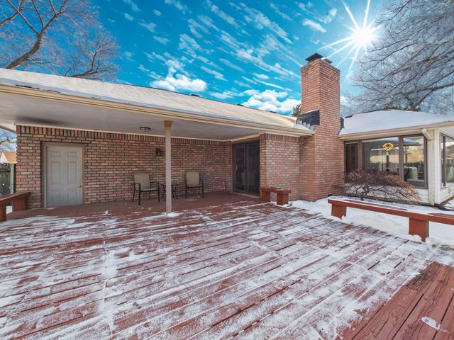 6942 E Newbury Cir, Wichita, KS 67226