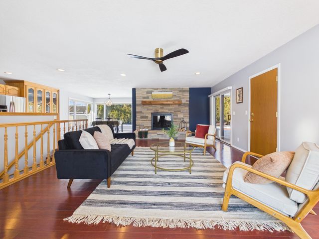 6942 E Newbury Cir, Wichita, KS 67226