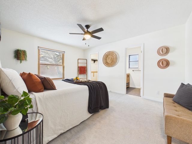 6942 E Newbury Cir, Wichita, KS 67226