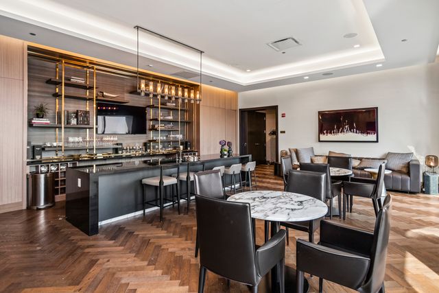 363 E Wacker Drive 2503, Chicago, IL 60601