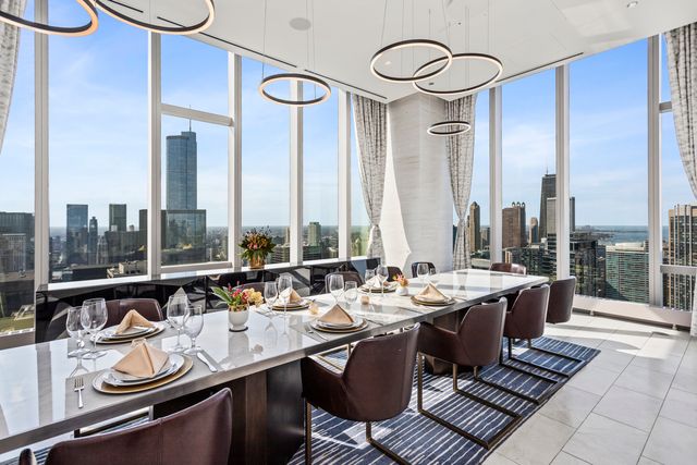 363 E Wacker Drive 2503, Chicago, IL 60601