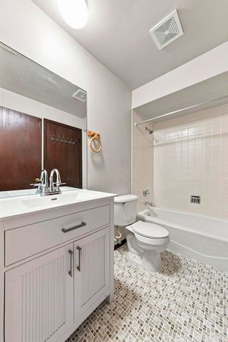 6408 Nature Drive 3W, Oak Forest, IL 60452