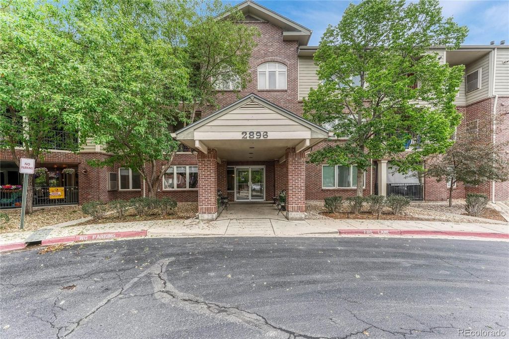 2896 W Riverwalk Circle A204, Littleton, CO 80123