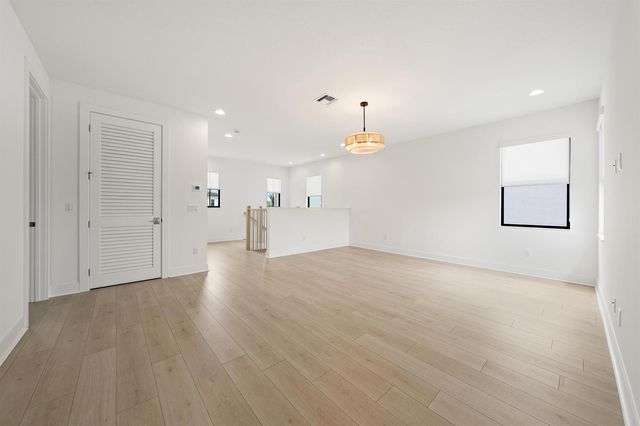 13185 Faberge Place, Palm Beach Gardens, FL 33418
