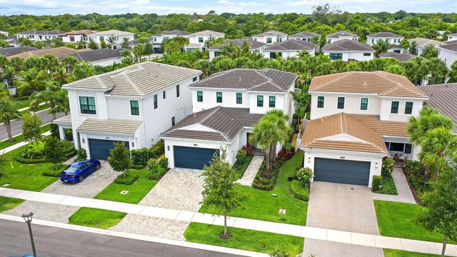 13185 Faberge Place, Palm Beach Gardens, FL 33418