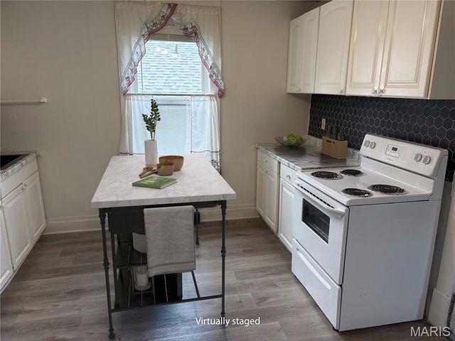 6835 Etzel Avenue, University City, MO 63130