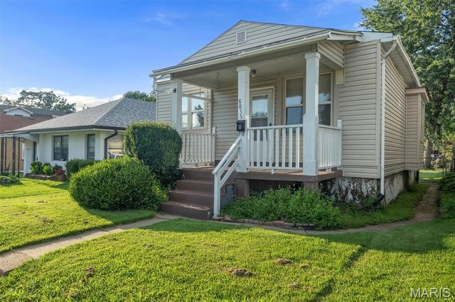 6835 Etzel Avenue, University City, MO 63130