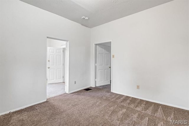 6835 Etzel Avenue, University City, MO 63130