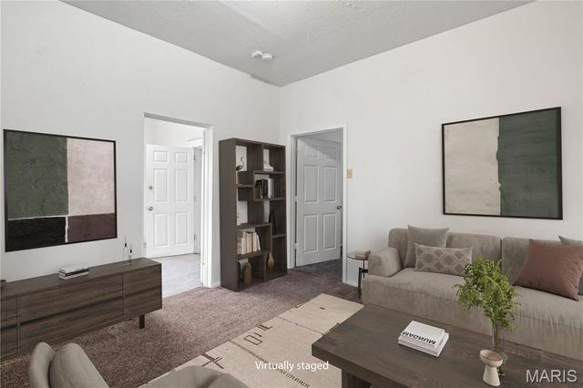 6835 Etzel Avenue, University City, MO 63130