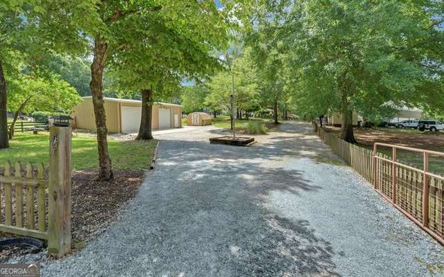 246 Harvey Lane, Lavonia, GA 30553