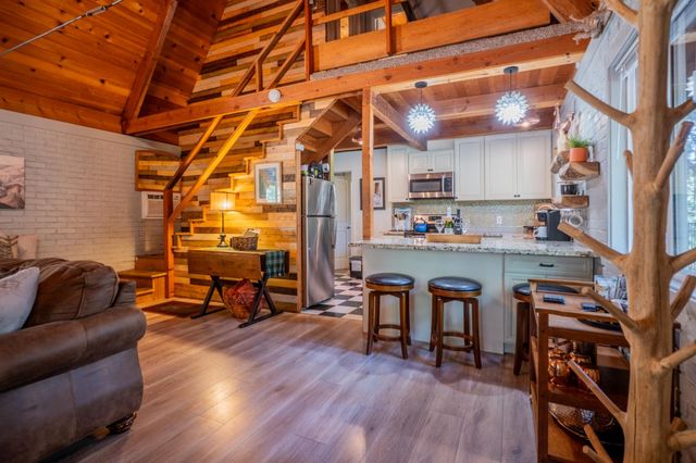 3166 Muriettas Roost, Dorrington, CA 95223