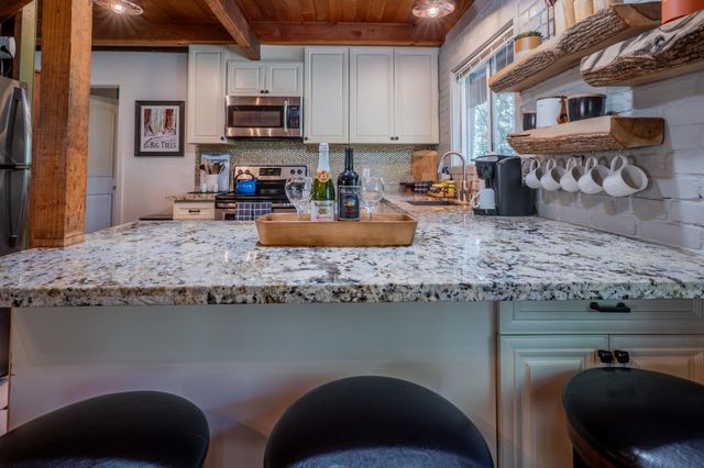 3166 Muriettas Roost, Dorrington, CA 95223