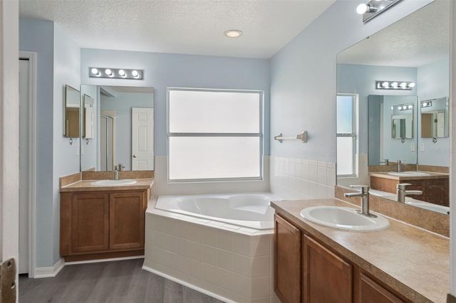 324 RED KITE DRIVE, Groveland, FL 34736