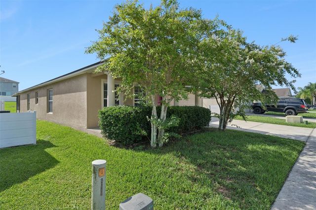 324 RED KITE DRIVE, Groveland, FL 34736