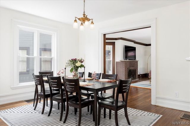 47 Crescent Avenue, Buffalo, NY 14214